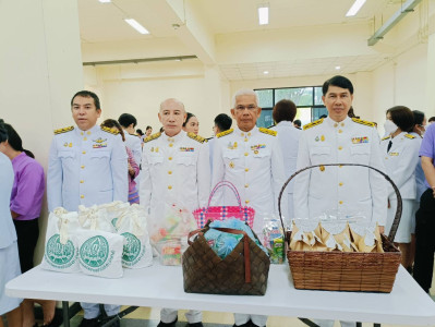 ร่วมกิจกรรมเฉลิมพระเกียรติสมเด็จพระนางเจ้า ฯ พระบรมราชินี พารามิเตอร์รูปภาพ 1