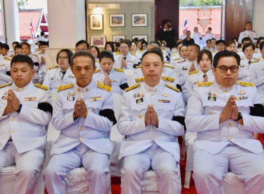 ร่วมพิธีเจริญพระพุทธมนต์และทำบุญตักบาตร ... พารามิเตอร์รูปภาพ 1